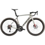 Trek MADONE SL 7 GEN 8 - Carbon Road Bike - 2025 - Matte Lunar Silver