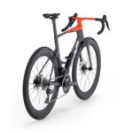 BMC TEAMMACHINE R 01 ONE - Carbon Roadbike - 2026 - carbon / neon red - Image 4