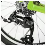 KUbikes 20L MTB 8-Speed Kids Bike - green - Image 3