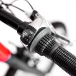 KUbikes 26 MTB 8-Speed Kids Bike - red - Image 4