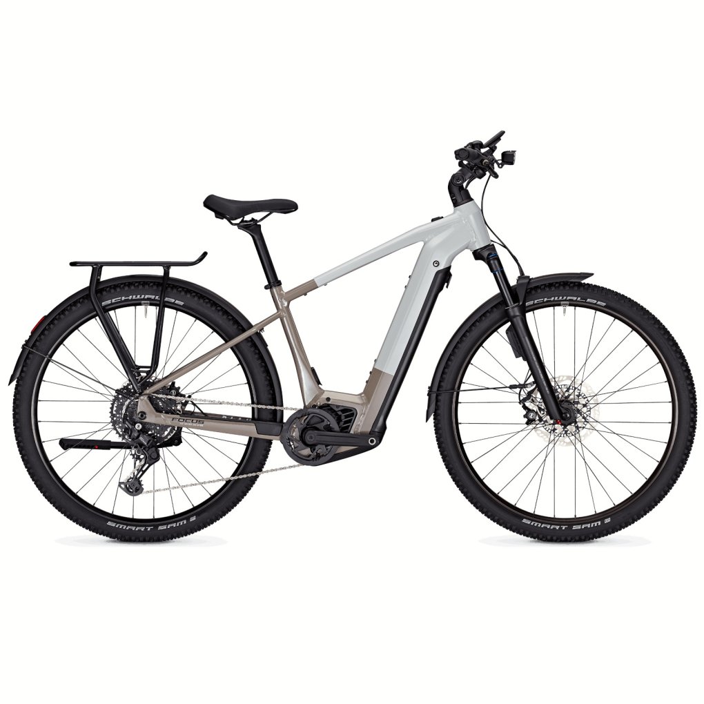673512310-focus-planet-2-6-1784548.jpg FOCUS PLANET² 6.8 - Trekking E-Bike - 2024 - Lightgrey / Moonstonegrey glossy - Image 1