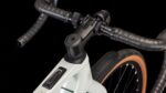 CUBE NUROAD HYBRID C:62 Race FE 400X - Carbon Electric Gravel Bike - 2025 - desertstone / green - Image 5