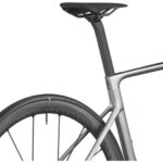 SCOTT ADDICT RC ULTIMATE - Carbon Road Bike - 2026 - chrome silver - Image 6