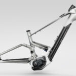 Orbea MUGA 20 - Cues Di2 Electric Trek Bike - 2026 - 29"/27.5" | Metallic Rust - Diamond Black (matt) - Image 3